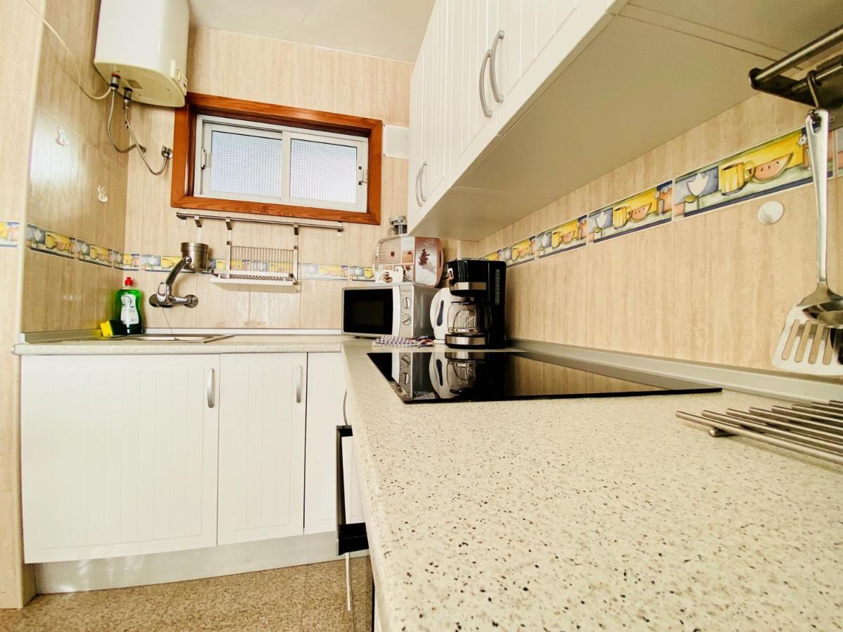 Orange And White Apartment In Yumbo Сан-Бартоломе Экстерьер фото