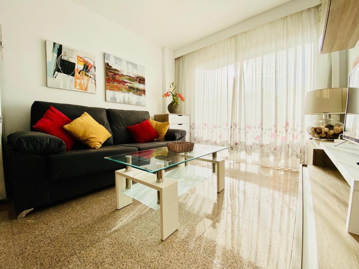 Orange And White Apartment In Yumbo Сан-Бартоломе Экстерьер фото